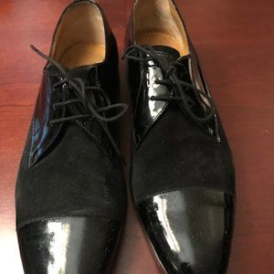 Formal dress shoe handmade in Italy.